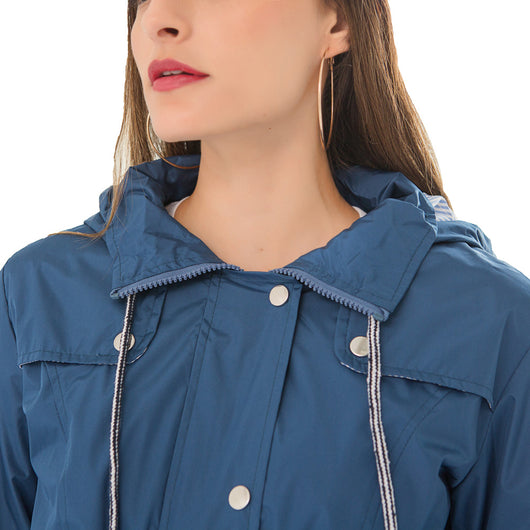 Gabardina con Capucha - Image 9
