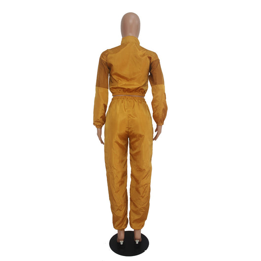 Gabardina con Costuras Bicolor y Estampado de Letras - Image 22