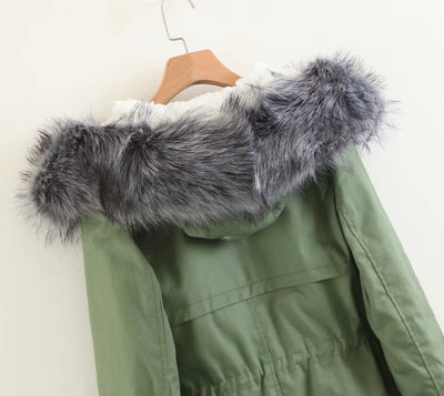 Abrigo de Invierno con Cuello de Pelaje y Forro Polar - Image 12