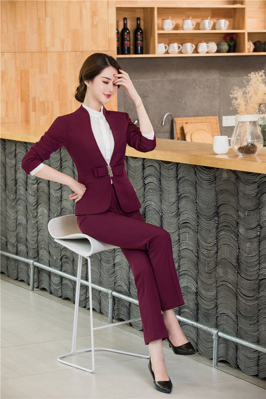 Traje Formal Vino Tinto Talla Pequeña con Peto - Image 12