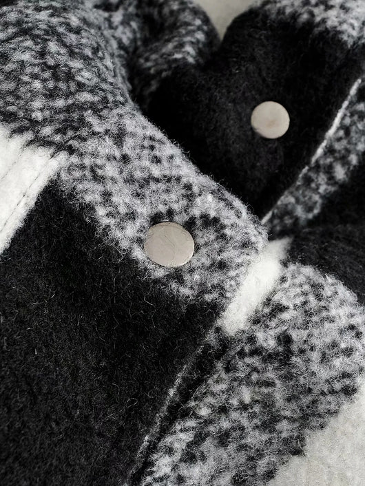 Saco Cuadros Blanco y Negro - Image 16