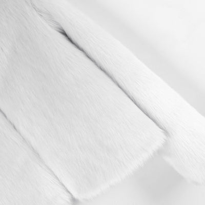 Abrigo de Invierno Blanco de Piel Sintética para Mujer - Image 11