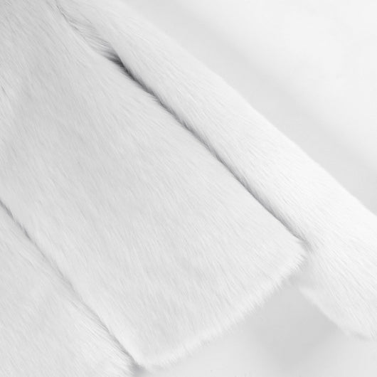 Abrigo de Invierno Blanco de Piel Sintética para Mujer - Image 11