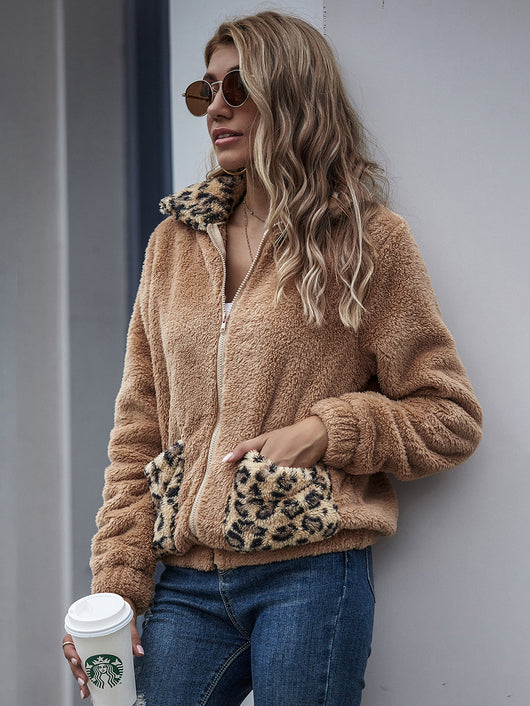Abrigo de cachemira con parches leopardo para otoño - Image 10