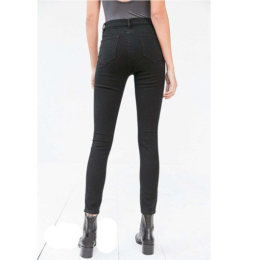 Jeans Skinny Rotos con Estilo - Image 10