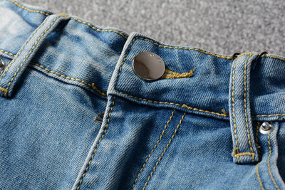 Jeans Slim Fit con Parches de Pliegues Modernos - Image 8