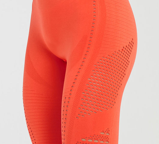 Pantalones Yoga Ajustados Sin Costuras - Diseño Deportivo de Alta Elasticidad - Image 5