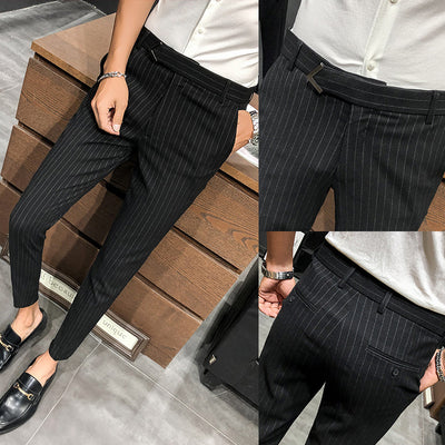 Pantalones Cropped a Rayas - Elegancia Profesional y Moderna - Image 3
