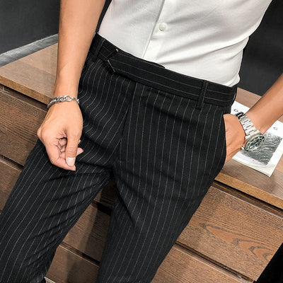 Pantalones Cropped a Rayas - Elegancia Profesional y Moderna - Image 24
