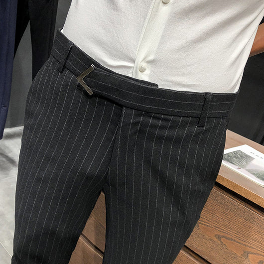 Pantalones Cropped a Rayas - Elegancia Profesional y Moderna - Image 25