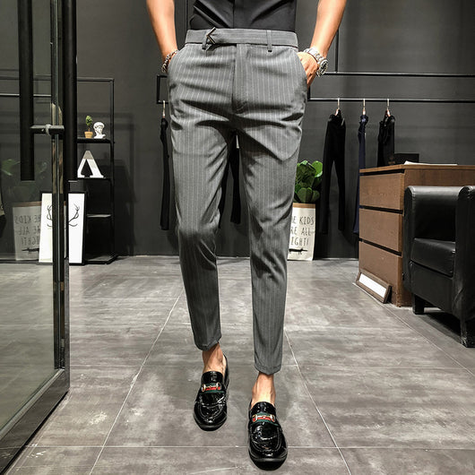 Pantalones Cropped a Rayas - Elegancia Profesional y Moderna - Image 28