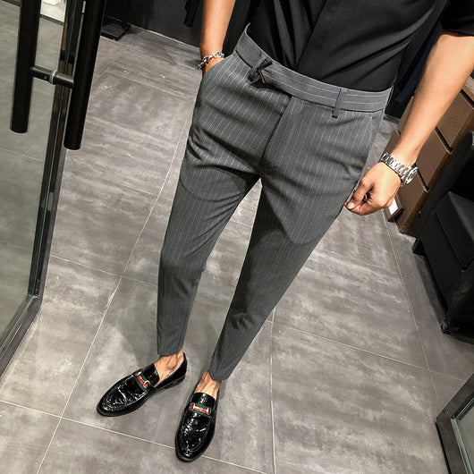 Pantalones Cropped a Rayas - Elegancia Profesional y Moderna - Image 30