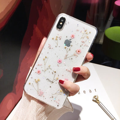 Funda para celular con flores secas en resina epoxi - Image 12