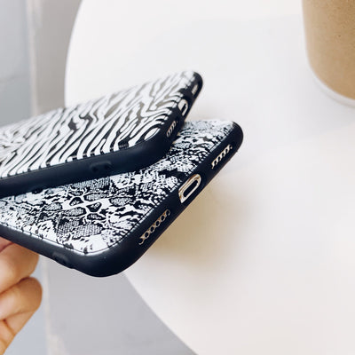 Funda de Celular Efecto Cuero Premium - Image 12