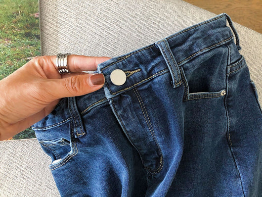 Jeans rectos con volantes en terciopelo - Image 27