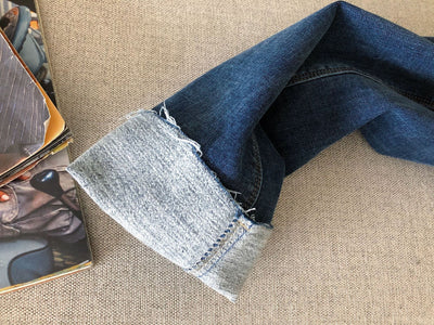 Jeans rectos con volantes en terciopelo - Image 30