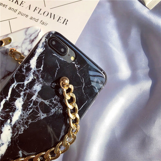 Funda para celular con cadena de perlas y mármol - Image 4