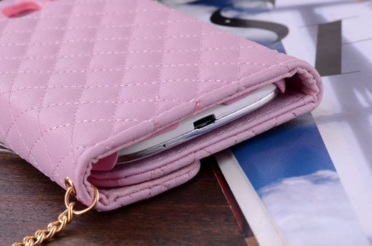 Funda para celular con patrón de ovejas y rombos - Image 13