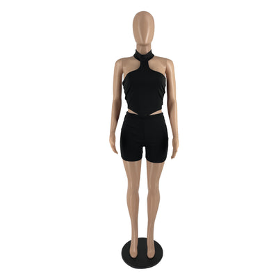 Conjunto de Verano para Mujer con Escote Halter y Shorts - Image 18