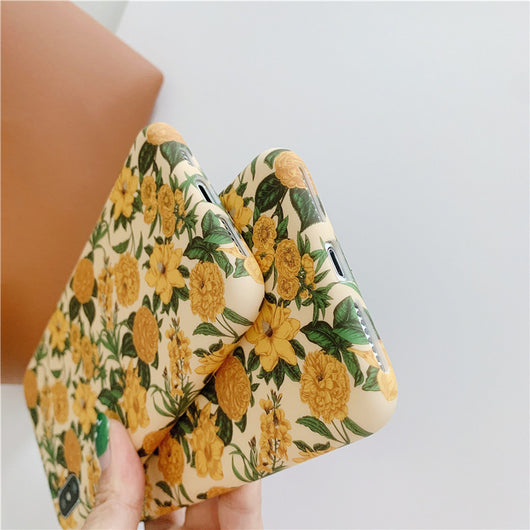 Funda Suave de Silicona para iPhone - Protección Elegante y Minimalista - Image 9
