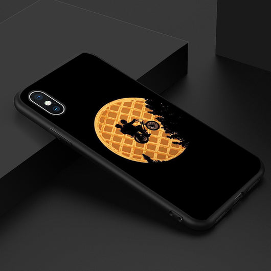 Funda Protectora para iPhone con Diseño Anime - Image 3