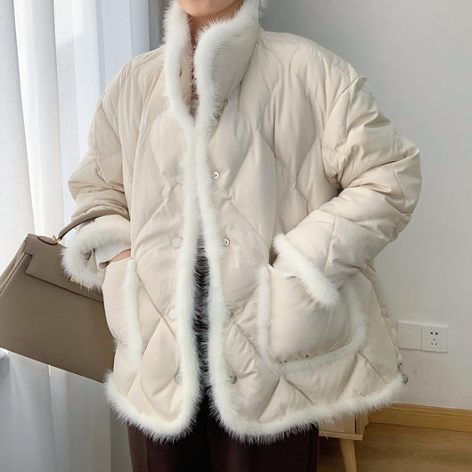 Chaqueta Corta Mujer con Plumón de Pato y Detalles de Visón - Image 9