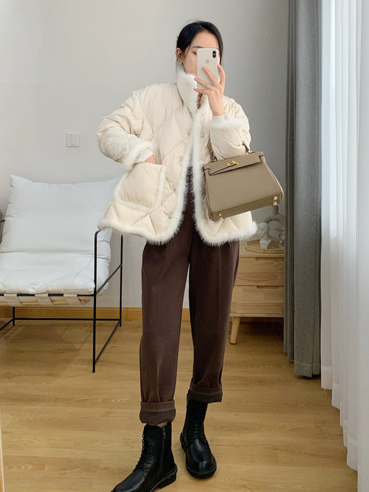 Chaqueta Corta Mujer con Plumón de Pato y Detalles de Visón - Image 11