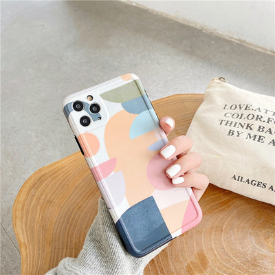 Funda Geométrica para Celular con Colores Vibrantes - Image 8