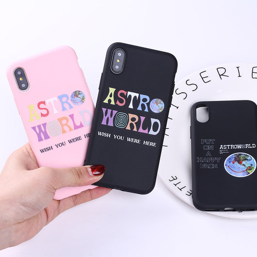 Funda para iPhone con Diseño de Calavera Divertida y Colores Vibrantes - Image 10