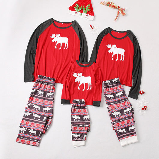 Pijamas Navideños Estampado Reno para Toda la Familia - Image 14