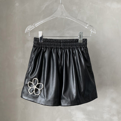 Conjunto Casual: Top Tejido Escote V Manga Corta + Shorts Anchos PU - Image 16