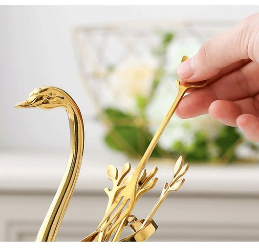 Set Elegante de Tenedores y Cucharas - Diseño de Hoja Nórdica - Image 23