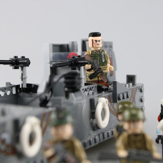 Maqueta Militar LCM3 - Bloques de Construcción Detallados - Image 12