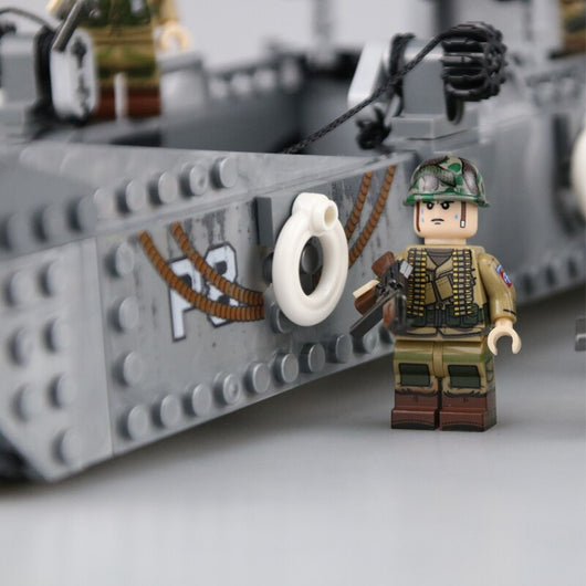 Maqueta Militar LCM3 - Bloques de Construcción Detallados - Image 14