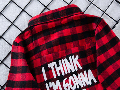 Blusa Infantil a Cuadros Rojo con Estampado de Letras - Image 15