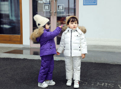 Conjunto de Invierno para Niño: Chaqueta Acolchada y Peto de Nieve - Image 9