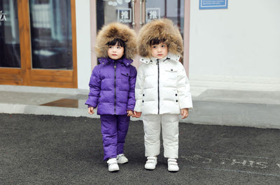 Conjunto de Invierno para Niño: Chaqueta Acolchada y Peto de Nieve - Image 11