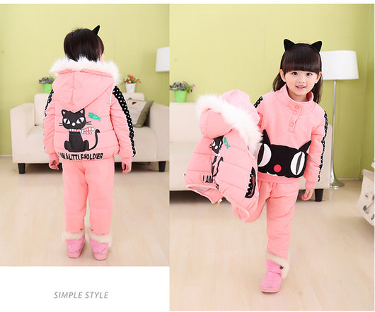 Conjunto Invernal de Tres Piezas para Niñas - Suéter y Traje de Terciopelo Acolchado - Image 12