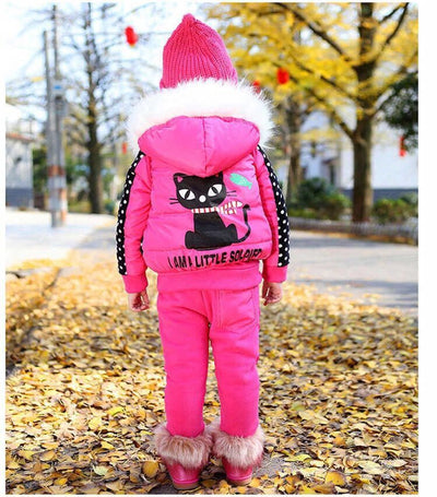 Conjunto Invernal de Tres Piezas para Niñas - Suéter y Traje de Terciopelo Acolchado - Image 14
