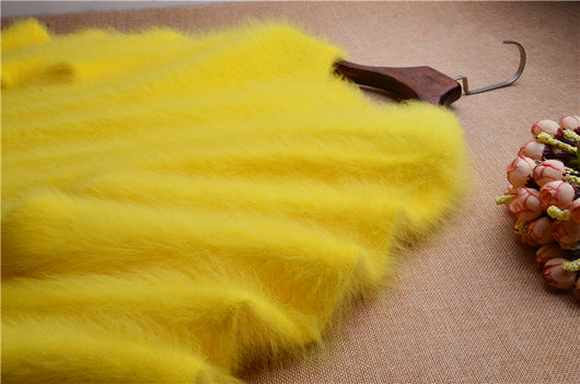 Suéter Holgado de Terciopelo Mink con Cuello Redondo y Mangas Linterna para Mujer - Image 22