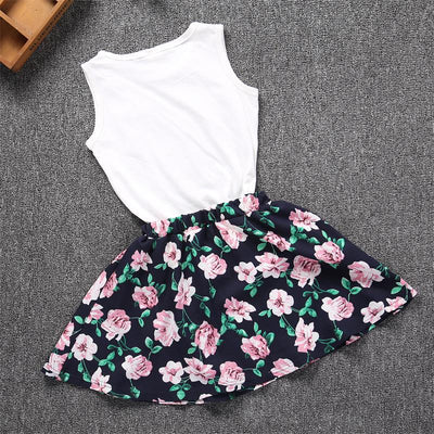 Conjunto de Falda y Chaleco Niña con Diseño LOVE - Image 7