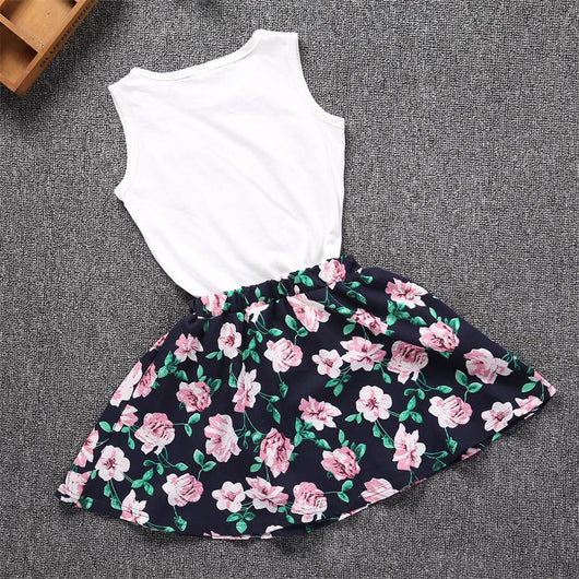Conjunto de Falda y Chaleco Niña con Diseño LOVE - Image 7