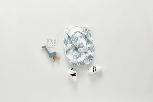 Falda de Algodón con Estampado Azul y Blanco - Image 10