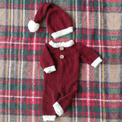 Conjunto Navideño para Recién Nacido: Gorro Mohair y Mameluco Elegante - Image 10