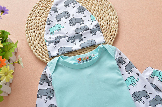 Conjunto de Tres Piezas Infantil con Capucha Diseño Elefante Adorable - Image 10