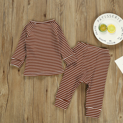 Conjunto Infantil de Dos Piezas con Blusa Rayada y Pantalón - Image 3