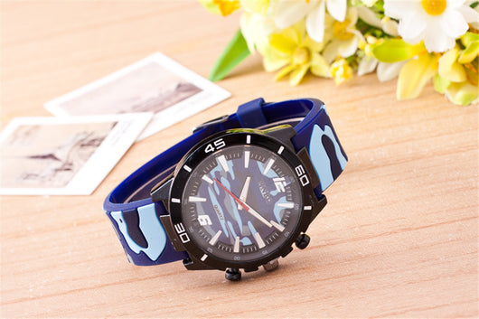 Reloj de Cuarzo Camuflaje con Correa de Silicona - Image 11