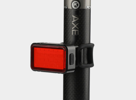 Luz Trasera Inteligente COB con Sensor para Bicicleta y Carga USB - Image 7