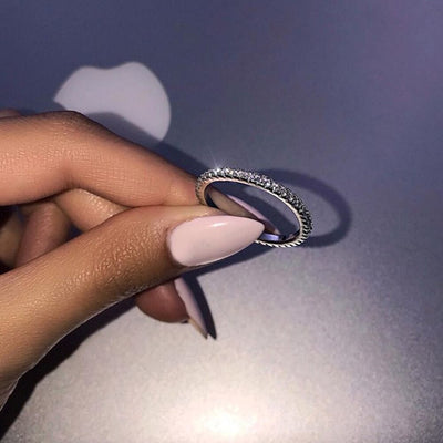 Anillo de Diamantes para Mujer - Diseño de Línea Simple Brillo Intenso - Image 8