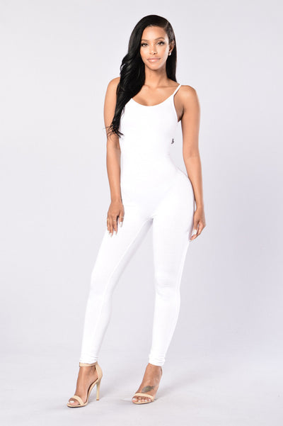 Jumpsuit Sensual Ajustado sin Espalda - Image 18